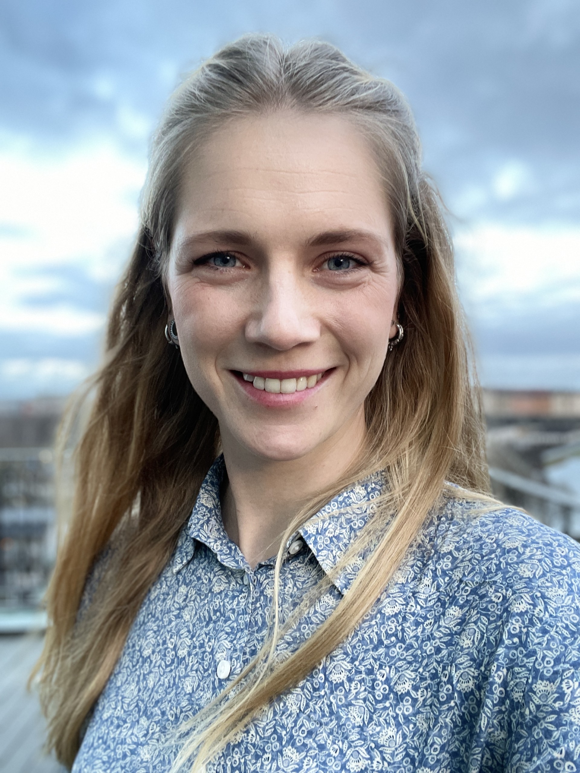 Lotten Lundgren