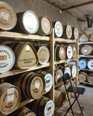 LRF Heby på studiebesök på whiskydestilleri