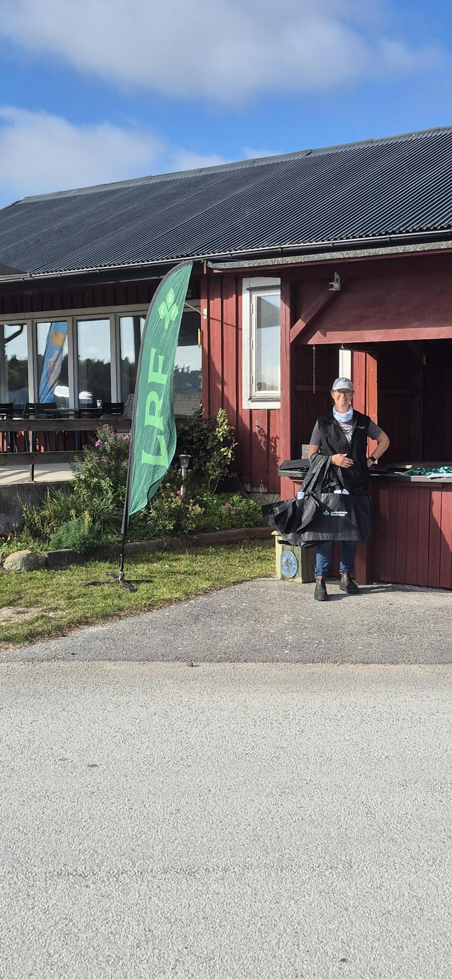 Mathilda Åberg, LRF Gotland, på Ponnytravet.
